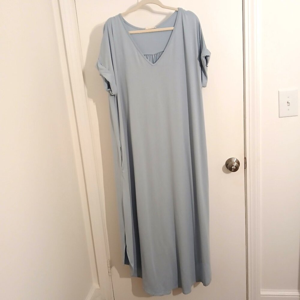 Entro Long Maxi Dress 2X Lt Blue V-neck Oversized Short Sleeve Jersey Knit